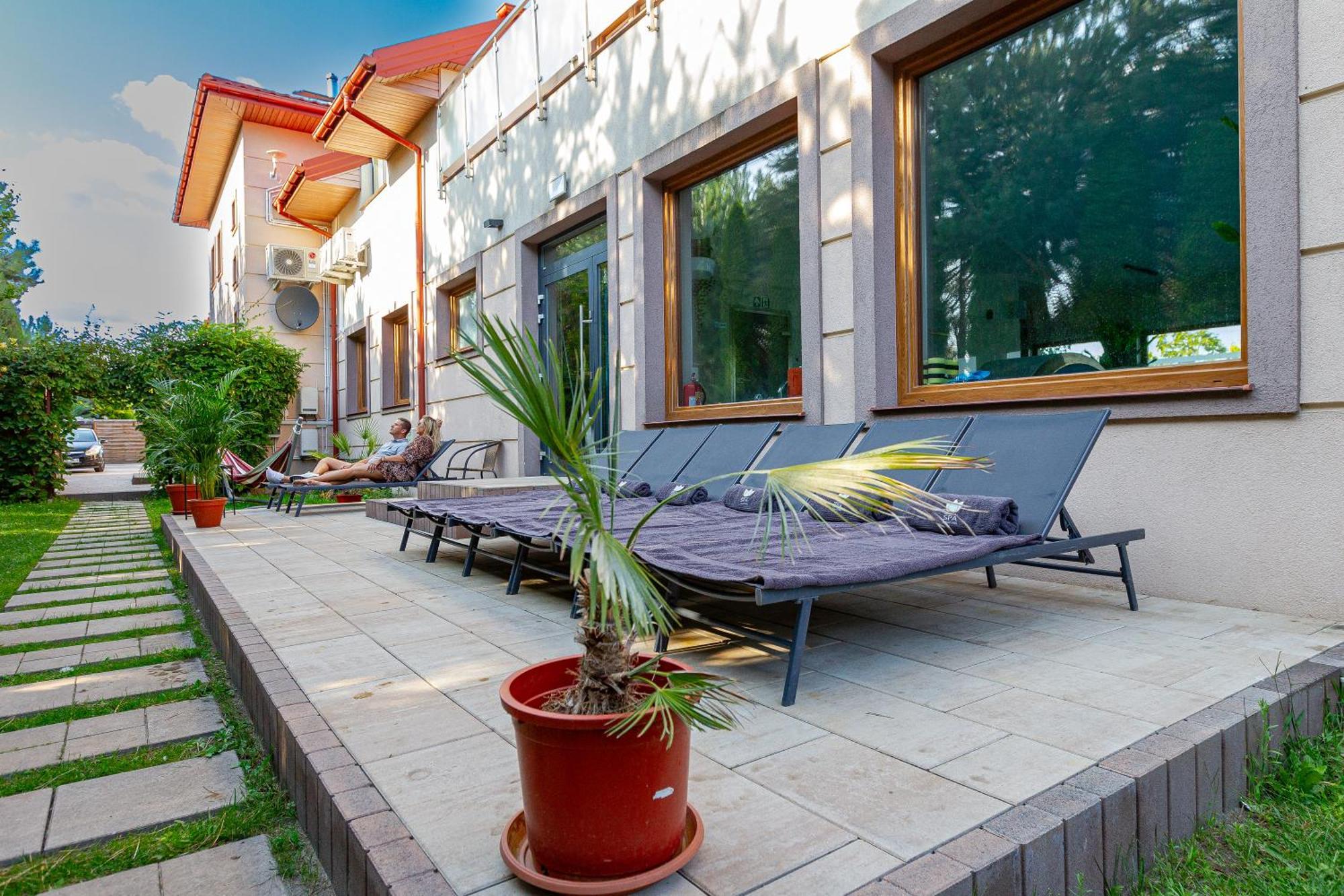 Medical Spa Kwiatowa Łęczyca Eksteriør bilde